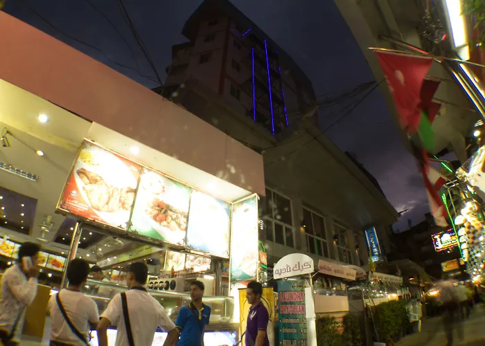 Sky 酒店 2*